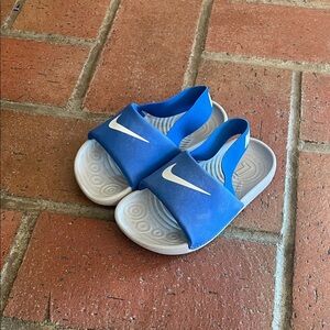 Nike Kids Blue and White Slide Sandals‎